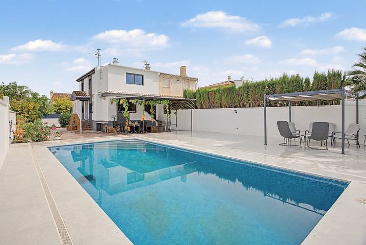 Casa de vacaciones para 10 personas en Ogíjares