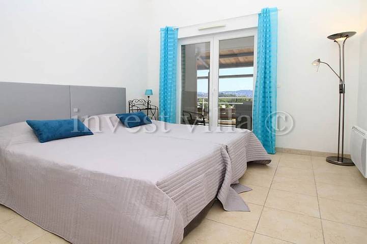 Appartement entier, 3 bedroom penthouse apartment near Cannes in the South of France - Huge terrace in Mandelieu-la-Napoule, Massif de l'Esterel
