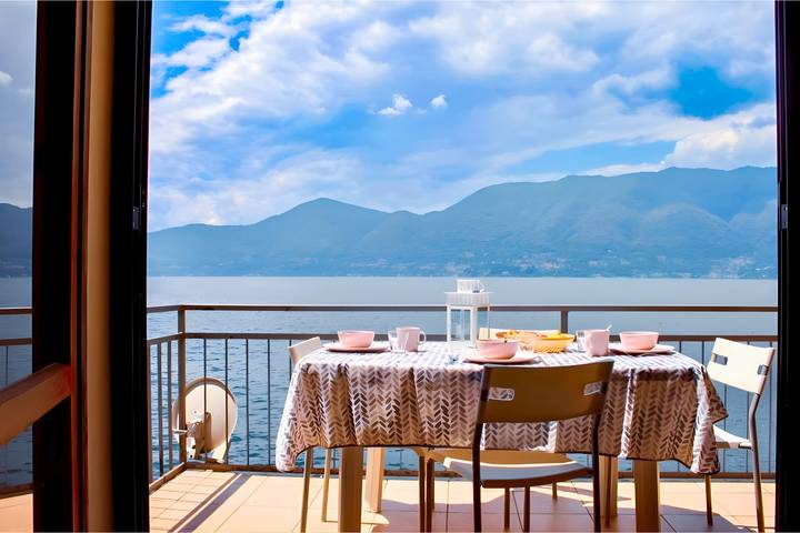Ferienwohnung für 4 Personen, mit Balkon und Seeblick - 1