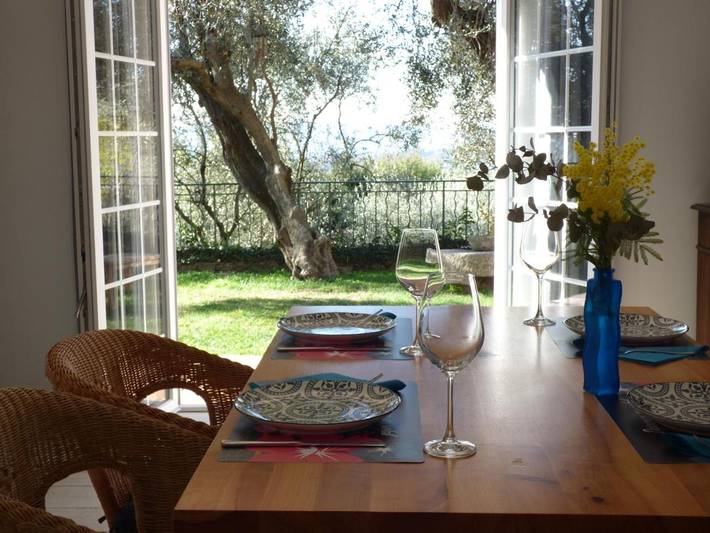 Apartamento de vacaciones para 4 personas, con vistas además de piscina y jardín, Se admiten mascotas - 1