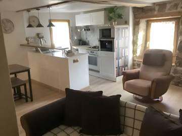 Vacation Rental for 4 Guests in Saint-Romain (Puy-de-Dôme), Livradois-Forez Regional Nature Park, Picture 4