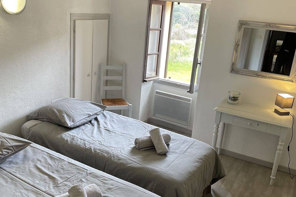 Apartamento entero, Piana Comfortable duplex apartment in the heart of the village in Piana, Region de Ajaccio