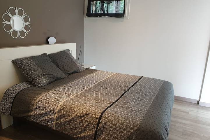 Location de vacances pour 8 personnes, avec jardin et terrasse à Uchaux - 3