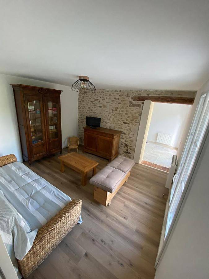 Maison de charme 80m2, havre de paix à 20 mn de Disney, 45mn de Paris, parking gratuit, Wifi in Dammartin-sur-Tigeaux, Seine-et-Marne