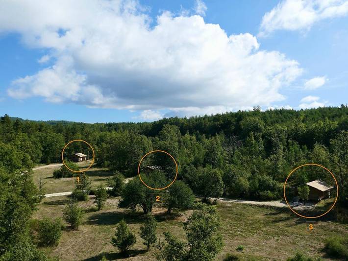 Tente pour 6 personnes, avec jardin ainsi que vue et piscine dans les Alpes-de-Haute-Provence - 2