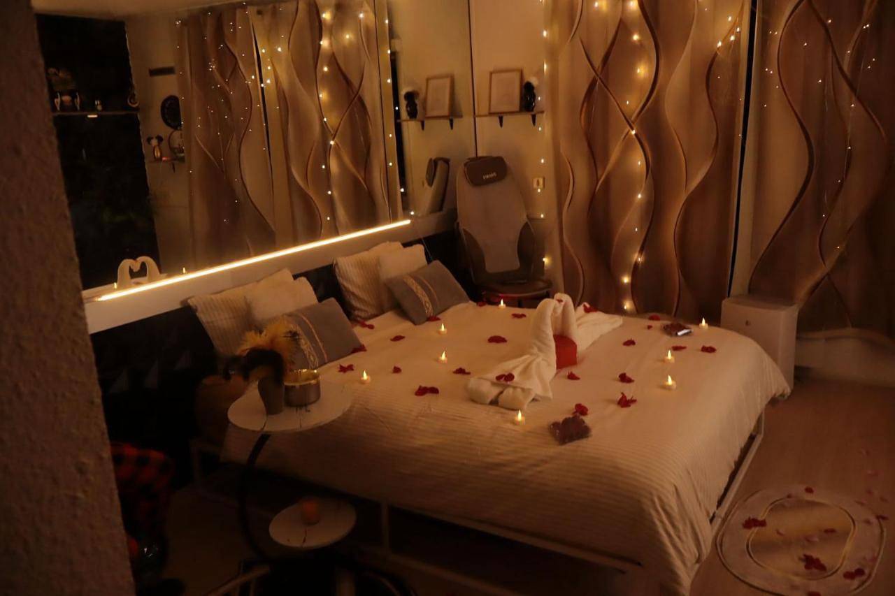 Appartement entier, Evasion romantique, Jacuzzi Massage luminothérapie in Carquefou, Région de Nantes