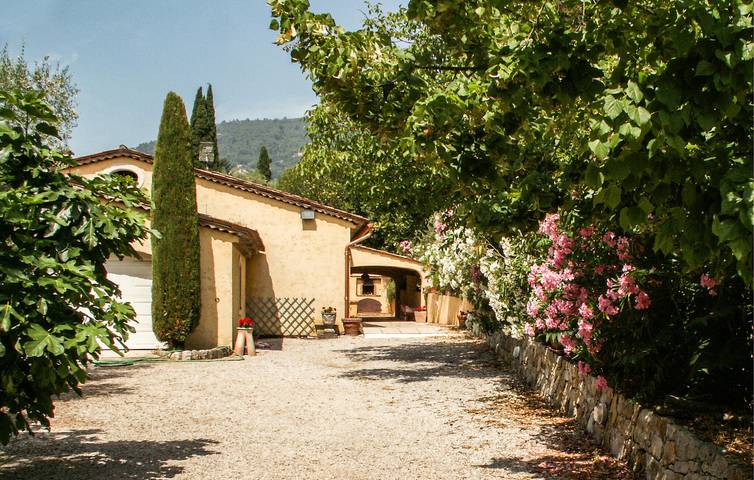 Ferienhaus für 6 Personen, mit Garten und Terrasse sowie Pool - 1