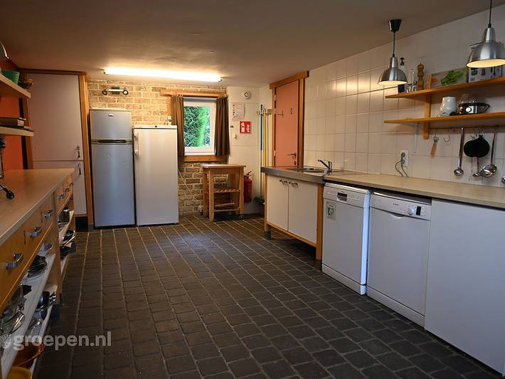Location de vacances pour 45 personnes, avec jacuzzi ainsi que balcon/terrasse et terrasse à Poperinge - 2