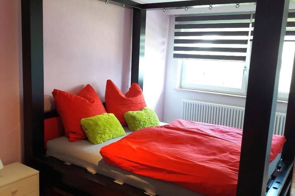 Ganze Wohnung, Ferienhaus in unmittelbarer Umgebung der Wellnessoase Bad Füssing in Bad Füssing, Bayerische Golf und Thermenland