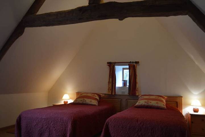 Gemütliches Ferienhaus im Herzen von Wald und Teichen, ideal für Angler und Naturliebhaber in Le Blanc und Umgebung
