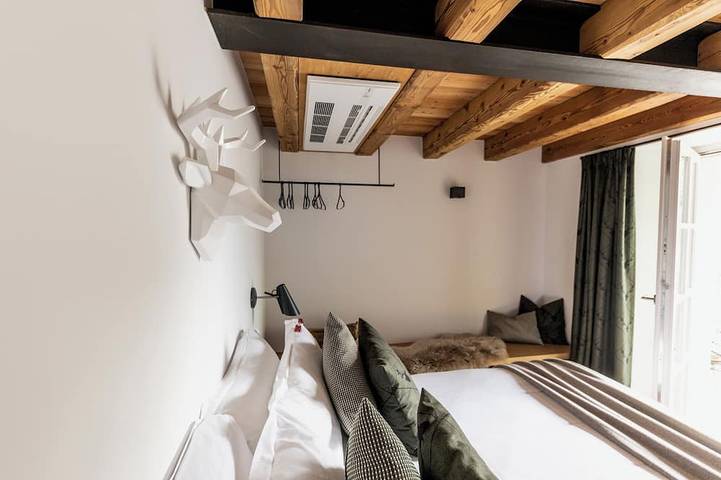 Appartamento intero, Quadro - sophisticated maisonette in the Bottonera casa vacanza with sun terrace in Chiavenna, Alpi del Bernina