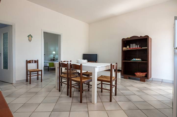 Villa 'Ulivi' with Private Terrace, Wi-Fi and Air Conditioning in Manduria, Gulf of Taranto