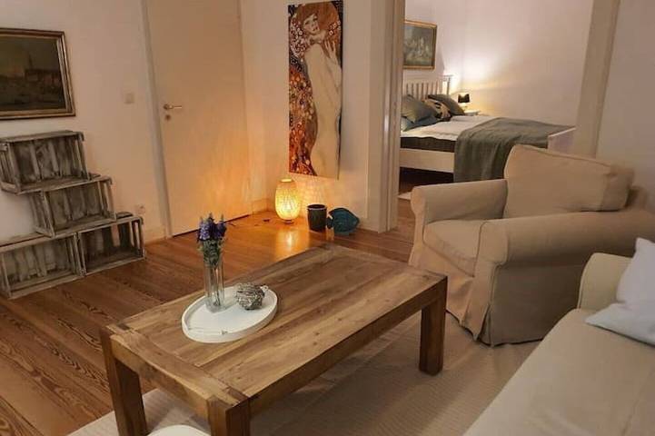Ganze Wohnung, Wohnen in der Bürgermeistervilla<br> in Hamburg Schnelsen, Hamburg