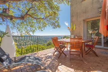 Holiday Rental for 5 People in Cavalaire-sur-Mer, Parc national Port-Cros, Photo 1