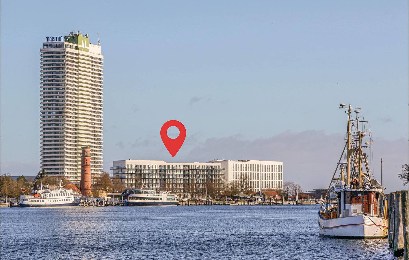 Appartement de vacances entier, Appartement en bord de mer avec parking et terrasse in Ostseebad Travemünde, Lübeck