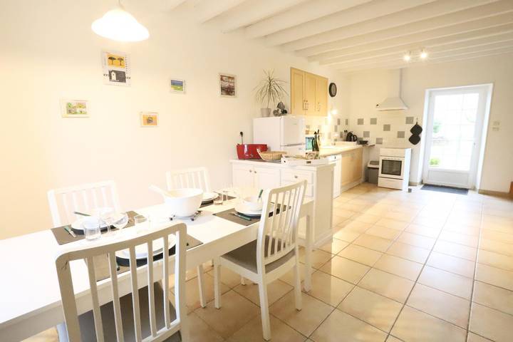 Gîte pour 4 personnes, avec jardin, animaux acceptés dans Carentan les Marais - 2