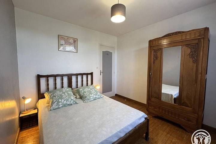 Gîte pour 4 personnes, avec jardin, animaux acceptés à Clermont-de-Beauregard - 2