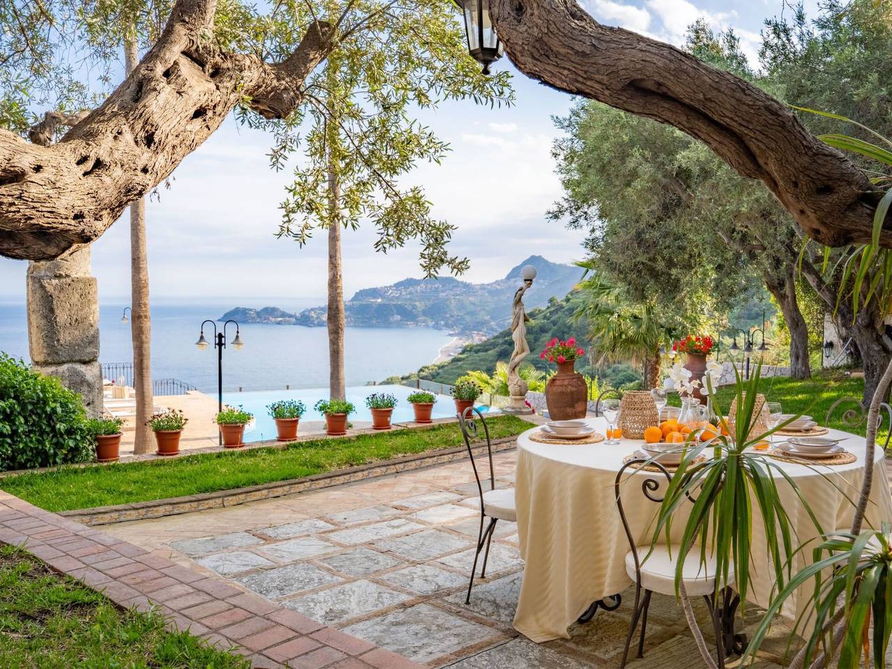 Villa Finù - Panoramavilla mit Pool in Letojanni, Province de Messina