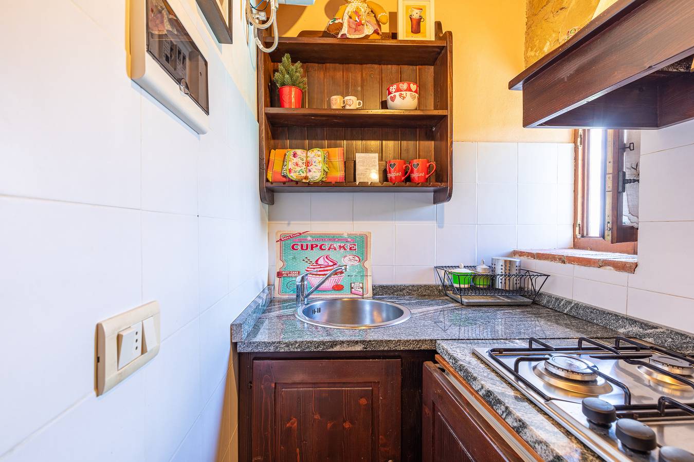 Agriturismo 'Borgo Dolci Colline Spa Capannina' con piscina in comune, Wi-Fi e aria condizionata in Castiglion Fiorentino, Provincia di Arezzo