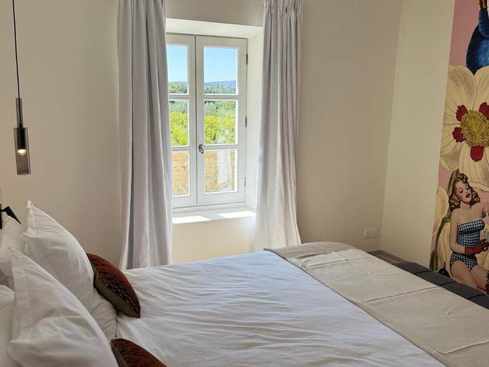 Chambre d’hôte pour 3 personnes, avec vue ainsi que piscine et jardin, adapté aux familles dans la Drôme - 2