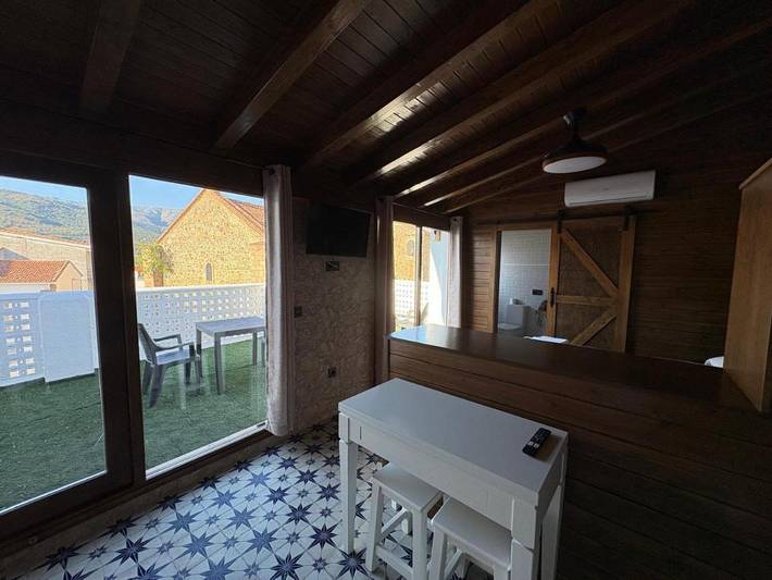 Casa rural para 2 personas, con Balcón y Terraza además de Jardín y Vistas en Millanes - 4