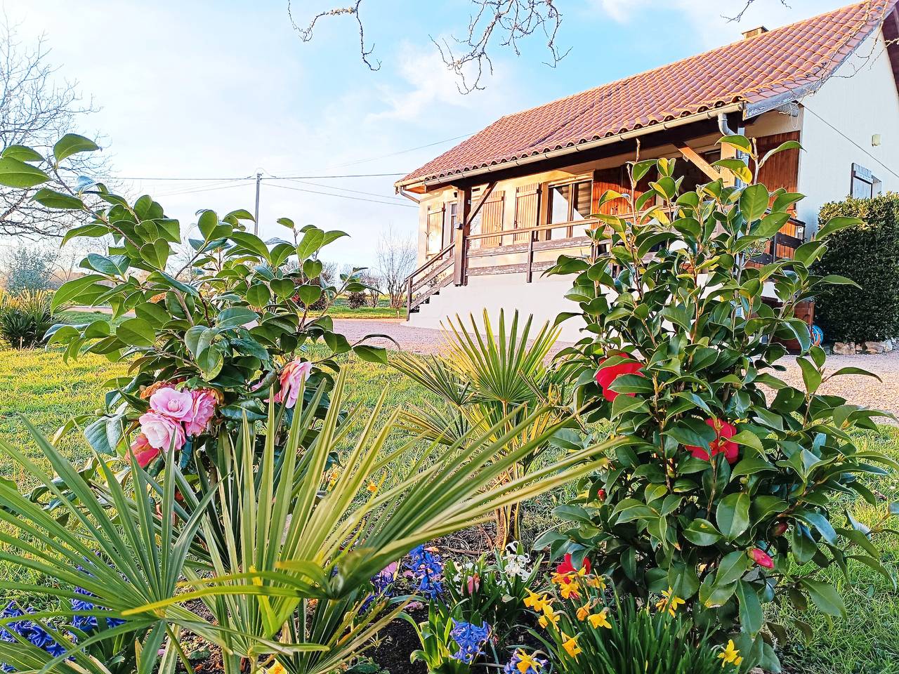 La Pause Nature in Périgord – Family-Friendly Retreat Surrounded by Nature in Nantheuil, Périgord Vert