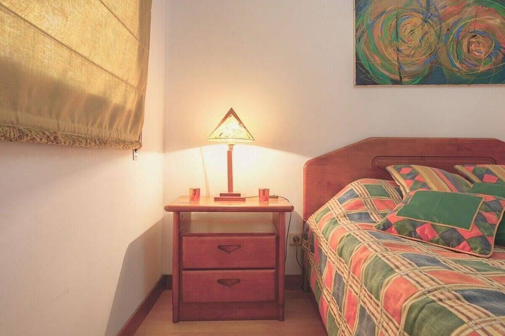 Ganze Wohnung, Apartment with Terrace 100m from the Beach in Praia da Barra, Gafanha da Nazaré