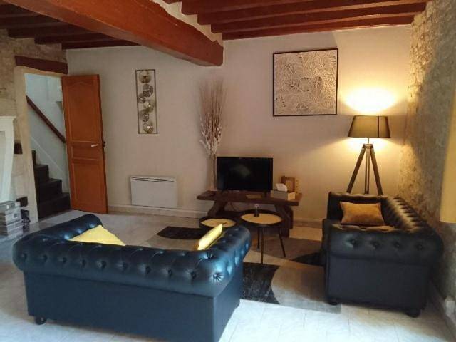 Location de vacances pour 11 personnes, avec jardin, animaux acceptés à Dornecy