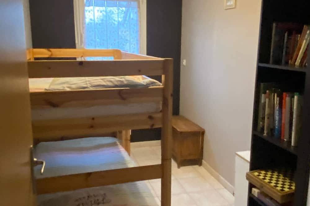 House sleeps 8/10 with jacuzzi in Ban-sur-Meurthe-Clefcy, Parque natural regional de los Ballons des Vosges