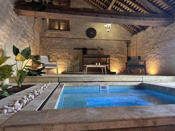 Cottage pour 2 personnes, avec terrasse ainsi que jardin et jacuzzi à Bourgueil