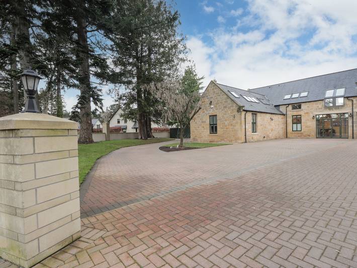 Holiday rental for 6 people, with Hot tub and Garden in Elgin