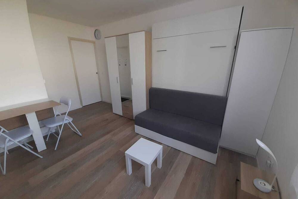 Apartamento entero, Gîte second floor Collonges-sous-Salève in Collonges-sous-Salève, Región de Saint-Julien-en-Genevois