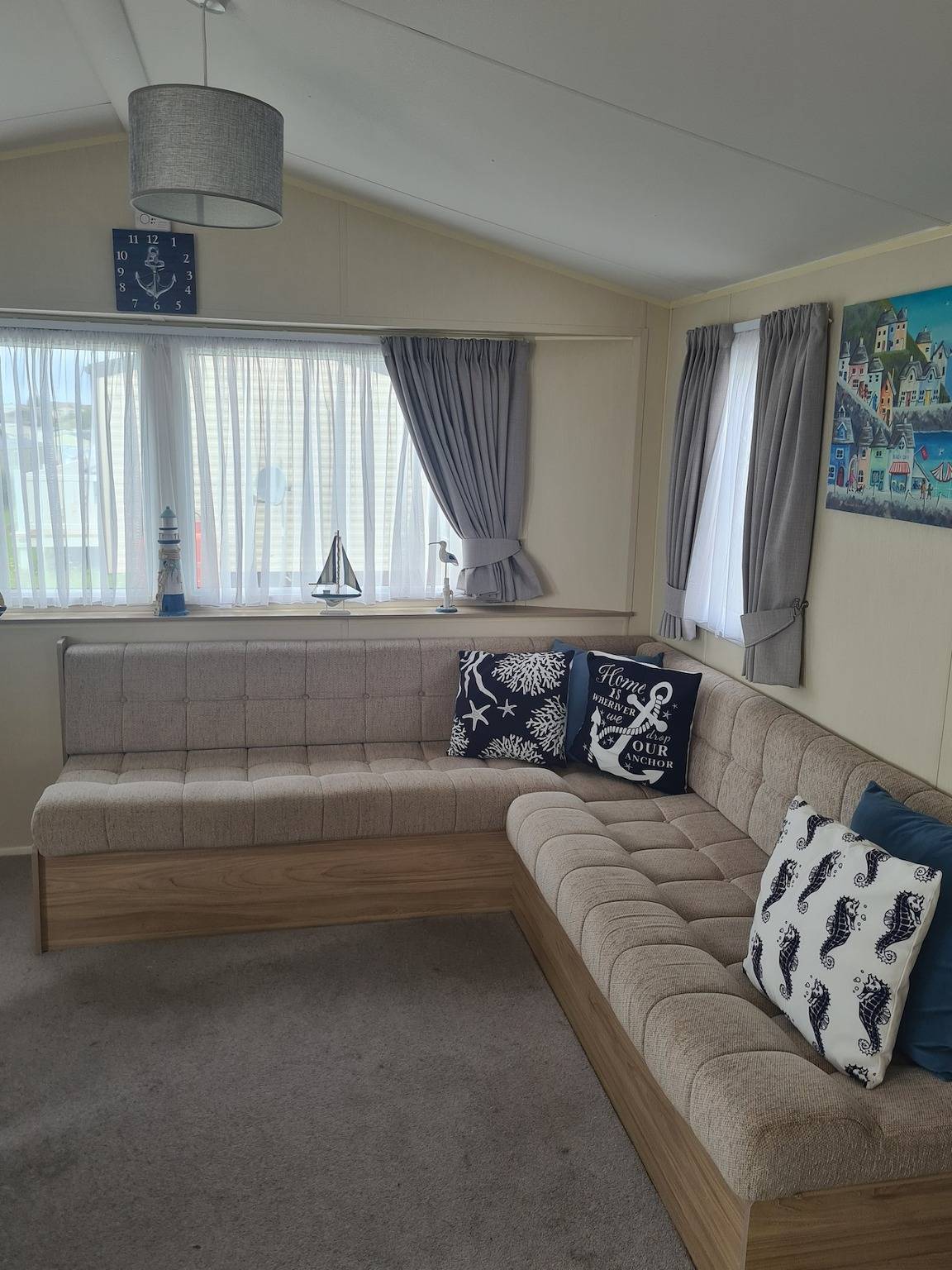 3 Bed Lodge - Sleeps 6 - Parking - Pets - Wifi in Lake District