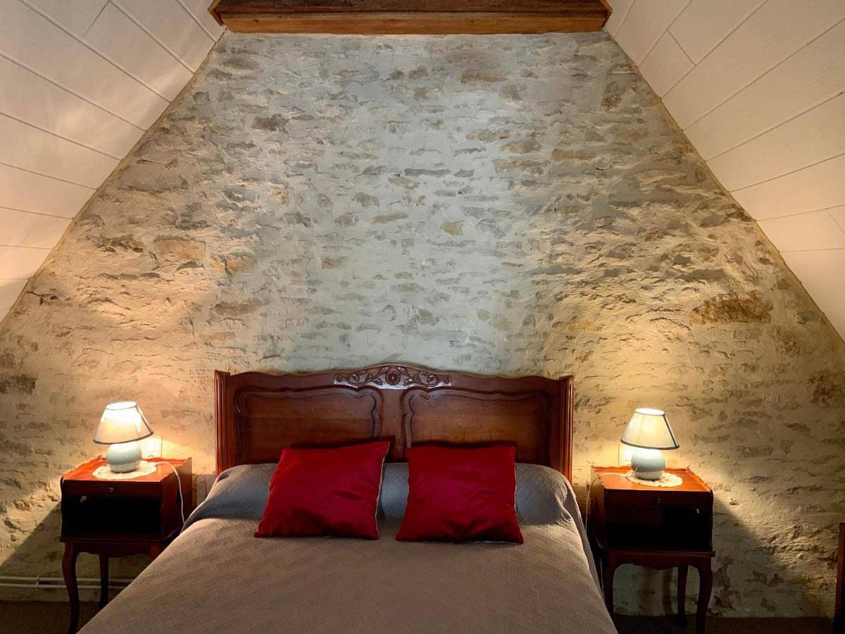 Three-Bedroom House in Marcillac-Saint-Quentin, Périgord Noir