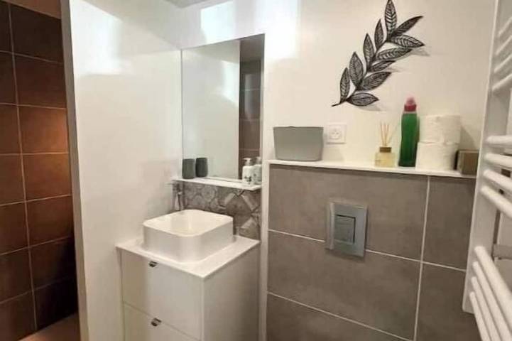 Appartement entier, T2 moderne et climatisé en Alsace Verte — Confort & nature près de Haguenau in Walbourg, Région de Wissembourg