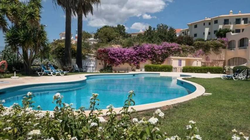 Appartement voor 3 personen, met Balkon en Zwembad in Ferragudo