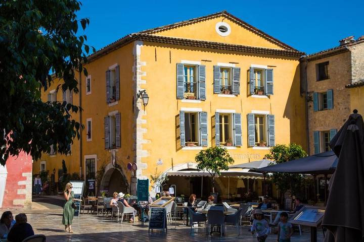 Hôtel pour 2 personnes, avec jacuzzi et terrasse à Valbonne
