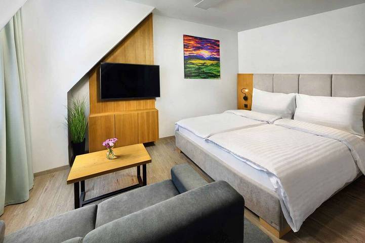 Ganze Wohnung, FerienWohnung mit Wellnessbereich in Liptovský Mikuláš, Low Tatras