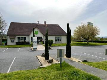 Hôtel pour 2 personnes, avec jardin, animaux acceptés à Saint-Victor (Allier)