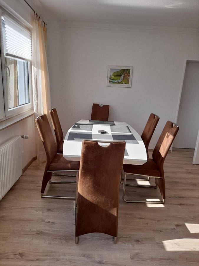 Ganze Wohnung, Ferienwohnung in Lemgo-Brake, 3 Zimmer in Lemgo, Kreis Lippe