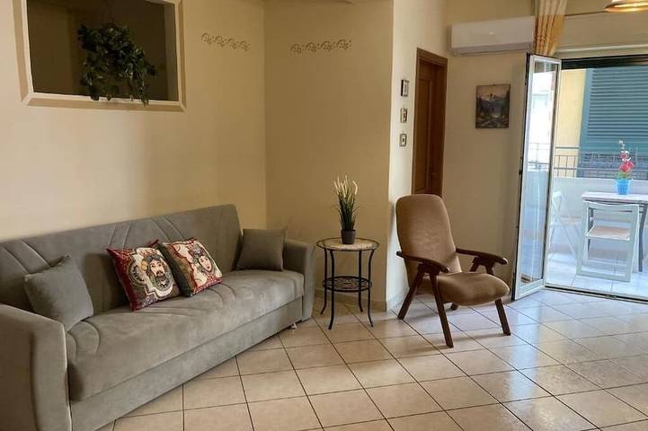 Ferienwohnung für 4 Personen, mit Balkon und Pool - 1