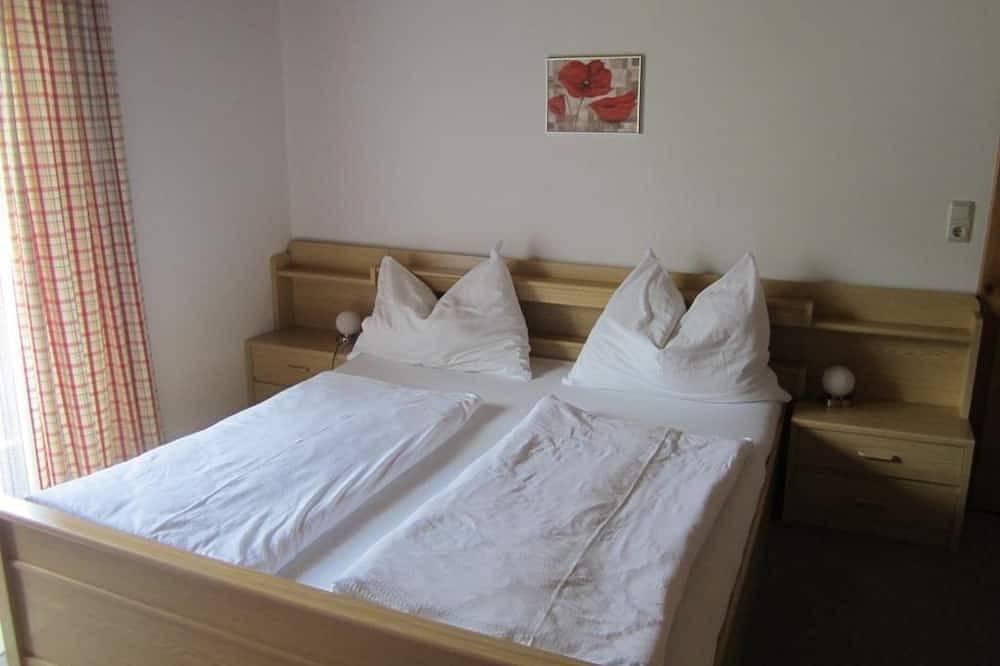 Ganze Wohnung, Ferienwohnung 1. Stock - Ferienwohnung Walburga Ebner in Salzkammergut-Berge, Faistenau