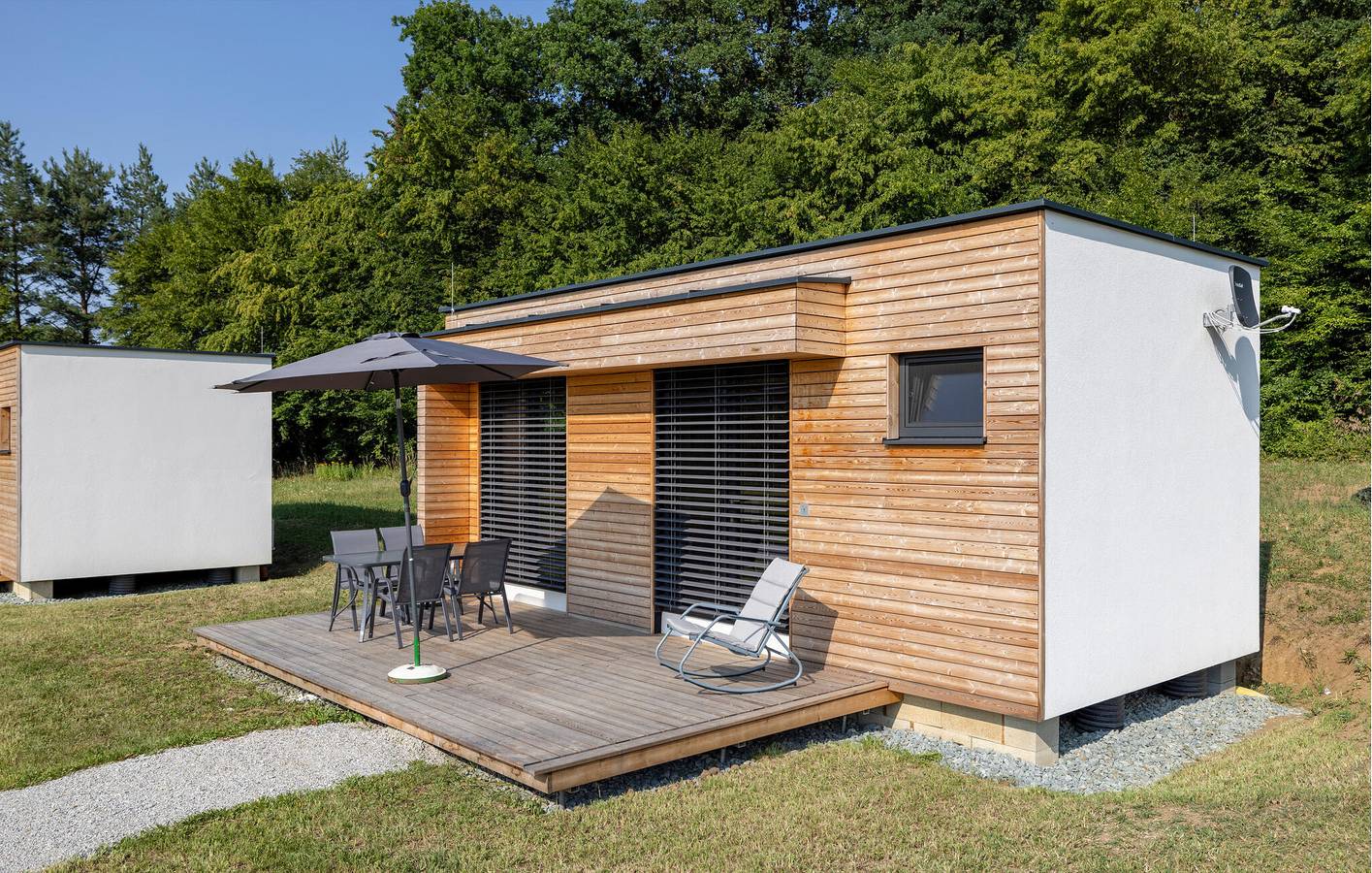 Wohnwagen für 4 Personen mit Terrasse in Südburgenland