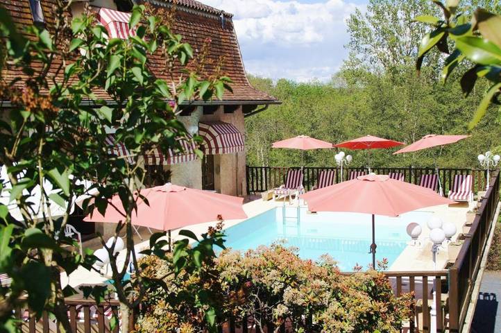 Hôtel pour 2 personnes, avec terrasse et piscine, animaux acceptés à Carennac - 3