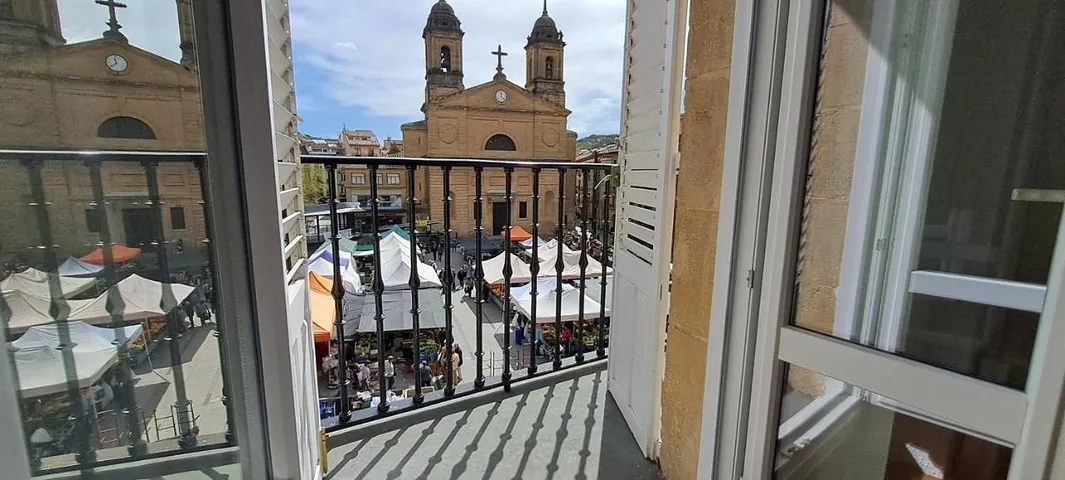 Apartamento de vacaciones para 6 personas, con balcón y vistas - 1