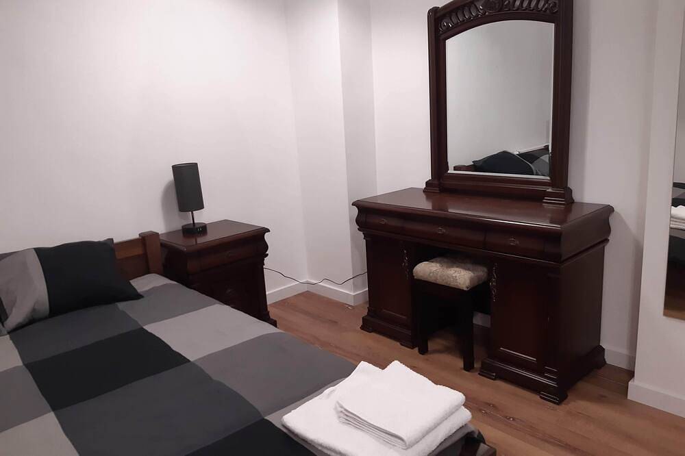 Hel leilighet, Spacious 2-bedroom apt in Bielsko center, ideal for families & groups in Bielsko-Biała, Schlesien