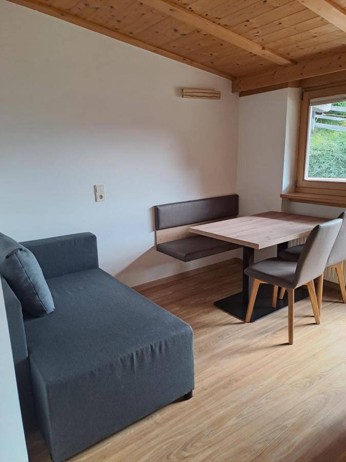 Ferienwohnung für 3 Personen, mit Ausblick und Garten in Brenner - 2