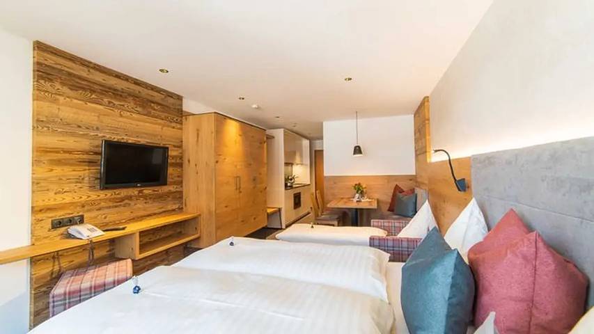 Ferienwohnung für 5 Personen, mit Sauna und Pool in Nauders - 4