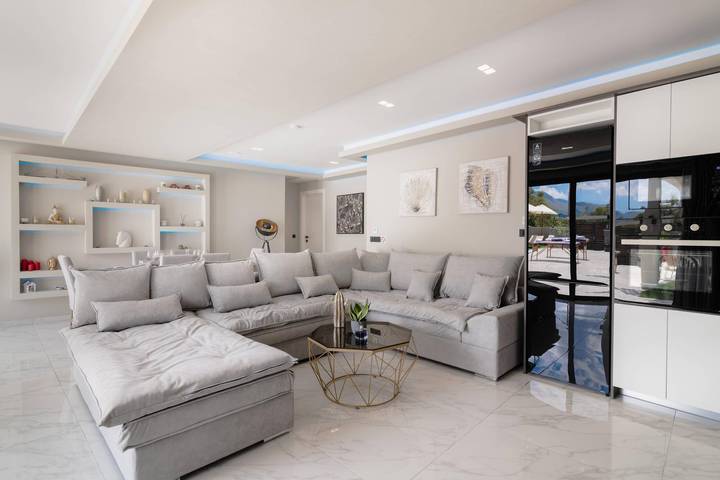 Villa für 6 Personen mit Garten in Katastari, Alykes