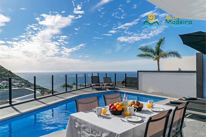 Villa für 6 Personen, mit Terrasse und Garten in 
